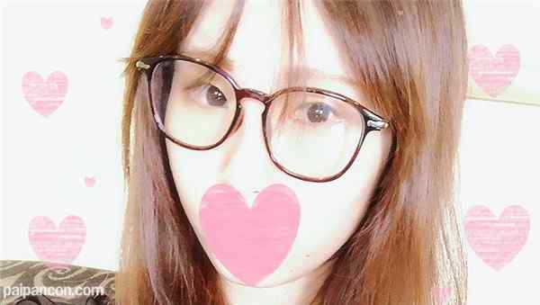 FC2-PPV-1021668 - S級清楚系ツンデレメガネ娘♥「おまんこ気持ちいい…♥」Gスポ直撃貪欲自慰で連続イキして狭膣に収まりきらない愛液噴出♥細指で子宮口擦ってポルチオアクメ完堕ち♥【モザ無】おまけ写真集付