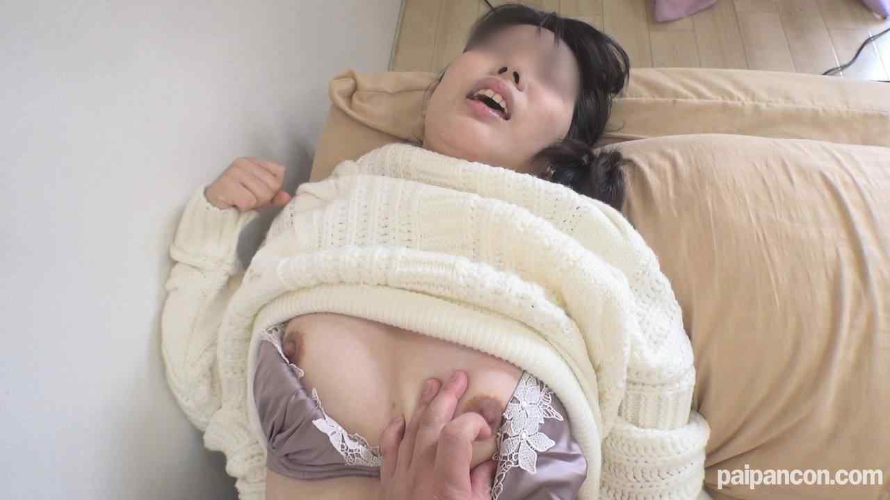 FC2-PPV-1255564 - 【無修正ｘ個人撮影】Kerberos民泊ハジメマシタ！アイドルの追っかけで遠征しに来たジャニオタ娘に宿泊費を無料にすると持ちかけてみたら…【＃隠し撮り】 thumbnail_4.jpg