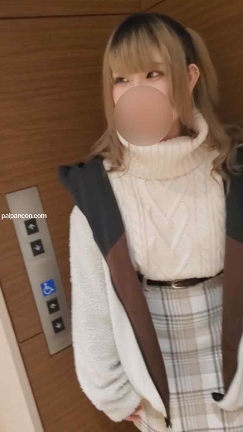 FC2-PPV-1266226 - 【顔出し・無修正】夢の為に上京した色白Gカップの女の子に連続中出し(72分) cover.jpg