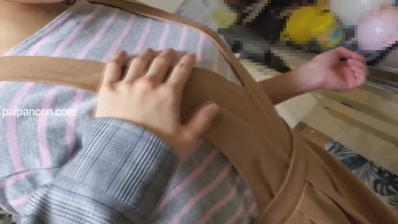FC2-PPV-1548701 - 【個人】実家に逃げた奥さん、○○を吸わされて…他人棒に犯され声を抑えきれず乱れる。 thumbnail_1.jpg