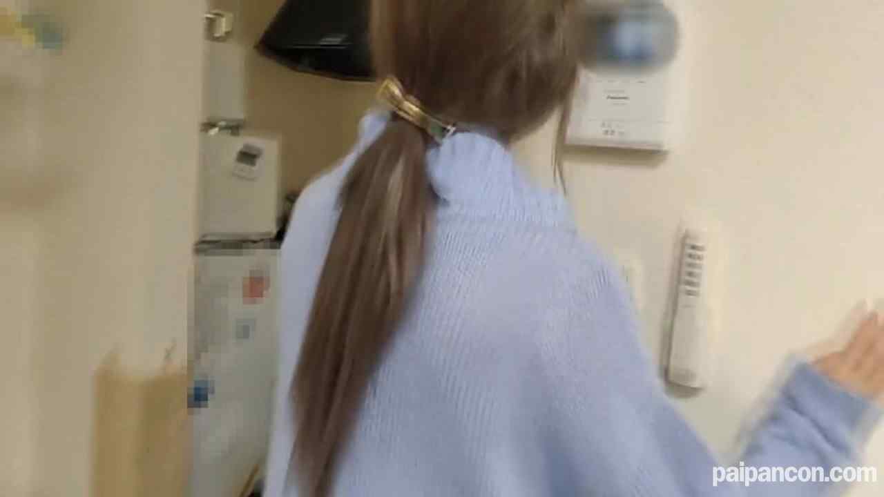 FC2-PPV-1628731 - 【個撮】旦那が帰宅したが他人棒で犯し続け玄関で咥えさせ隣人にも見られ絶望の表情のまま中出しされる。 thumbnail_1.jpg
