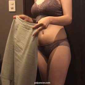 FC2-PPV-2444918 - 【顔出し・無修正・個人撮影】爆乳人妻顔出し。あまり写して欲しくないという人妻の希望は却下され他人棒で見せてしまったアヘ顔を記録される