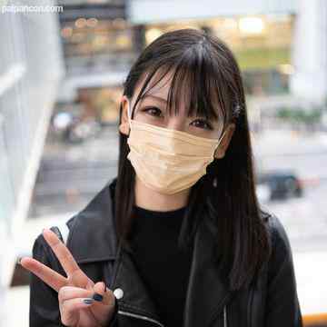 FC2-PPV-2559945 - 【初撮影！シネマ画風！！】早く大人になりたくて！精一杯背伸びした黒髪現◯女子大生に２回中出し・・・人生初の大量潮吹きでちょっぴり大人になれた19才！！（長編 + お正月特典新