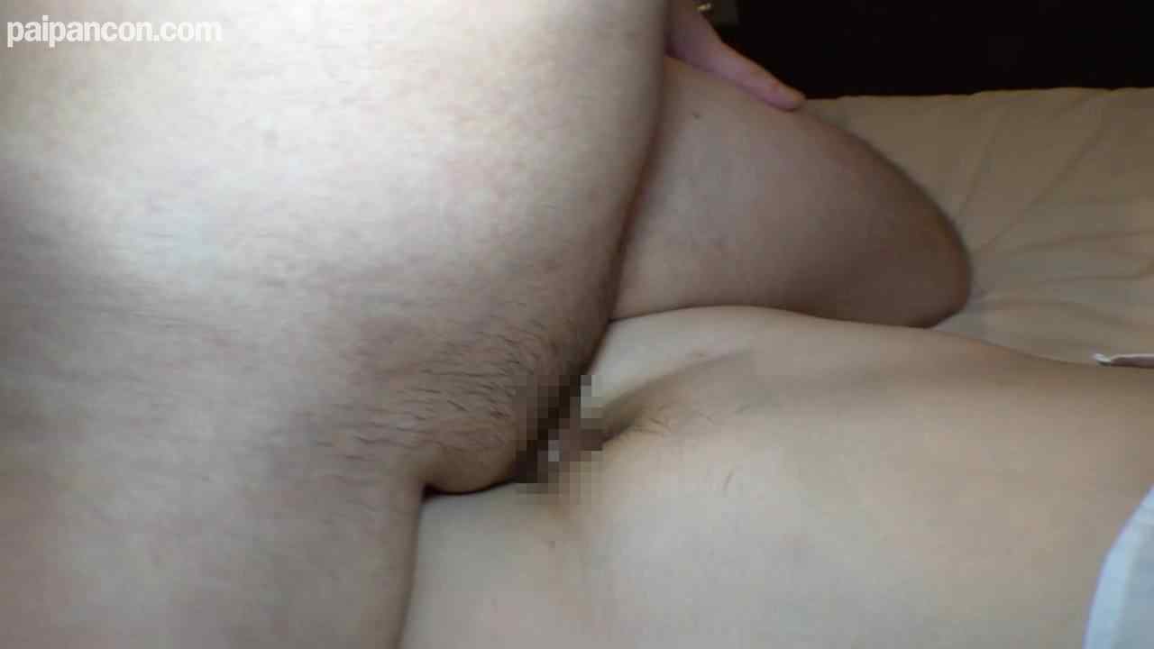 FC2-PPV-3098696 - #63【複数特典あり】媚〇で感度アップ生ハメSEX!?幼い顔に似合いすぎる制服コスで美マンにたっぷり中出し❤ thumbnail_8.jpg