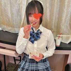 FC2-PPV-3117128 - ファストフード店でナンパした笑顔が可愛い10代現2年生。幼い顔の美巨乳と制服姿のむっちりな体がスケベすぎる。「中に出して…」なんて言われたら中出しするしかない。