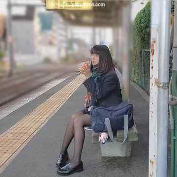 FC2-PPV-3127844 - 【2004年生】黒髪ニーハイ②・放課後制服中出し