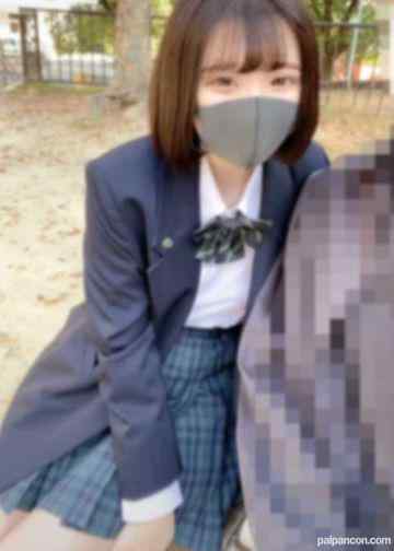 FC2-PPV-3149403 - 【#71】制服ボブの**生はピュアで人見知り。公園デート中に短いスカートから見える生脚が美白で大興奮！初体験の大人セックスでビクビク感じまくり、最後は流れで孕ませ中出し♡両想い♡