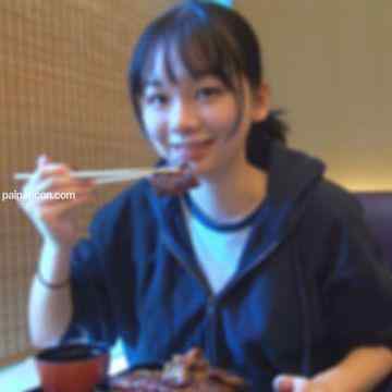 FC2-PPV-3149477 - 悲しい展開かと思いきや、デカクリびんびんにして痙攣イキしまくる18才女子大生