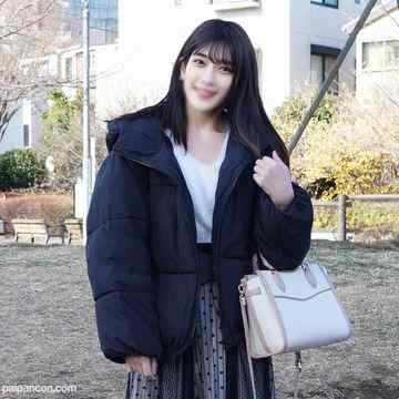 FC2-PPV-3185827 - 【無修正】初撮影！行ってればK③2005年生！ちっぱいスレンダー美〇女にオイルマッサージからの人生初中出し