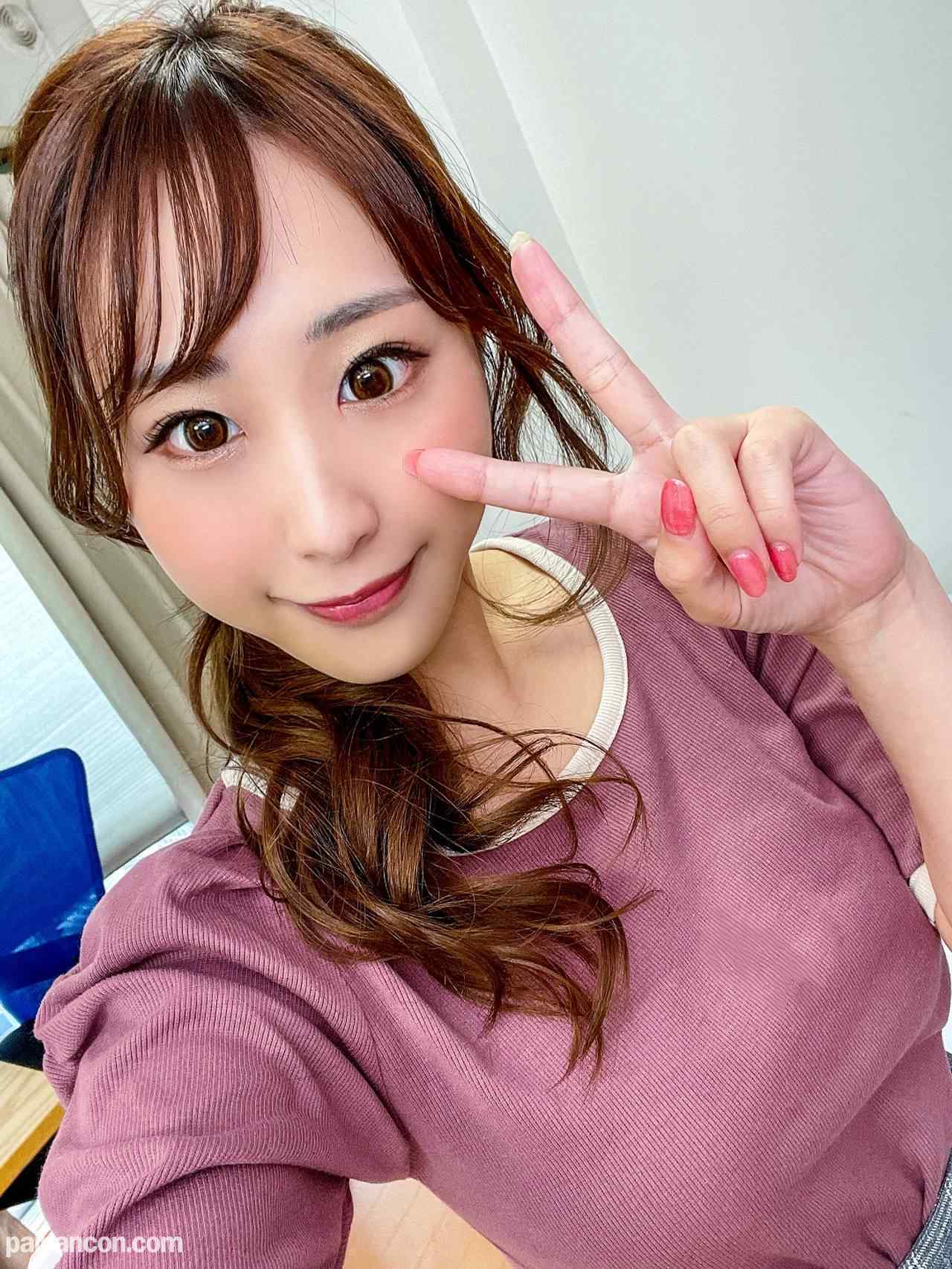 FC2-PPV-3190629 - 980円：個撮）♥色気♥美容部員23歳ふわふわHcup美乳清楚系お姉さん　パンパンに張った亀頭をじっくりねっとり責めら大量スプラッシュ！！！素人「え服にかけないで！き thumbnail_1.jpg