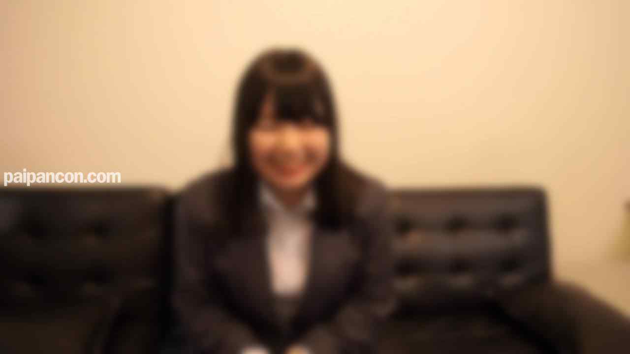 FC2-PPV-3242573 - 春に卒業したばかりの〇8歳。未処理剛毛だけど清純で未成熟なおまんこに中出しされながら３発ごっくん！卒業記念に餞の濃厚ザーメンを贈る※レビュー特典は4K高画質 thumbnail_0.jpg