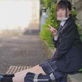 FC2-PPV-3678417 - ちっぱいな普通の子。バイト禁止ではじめたで中出し。生理が･･･