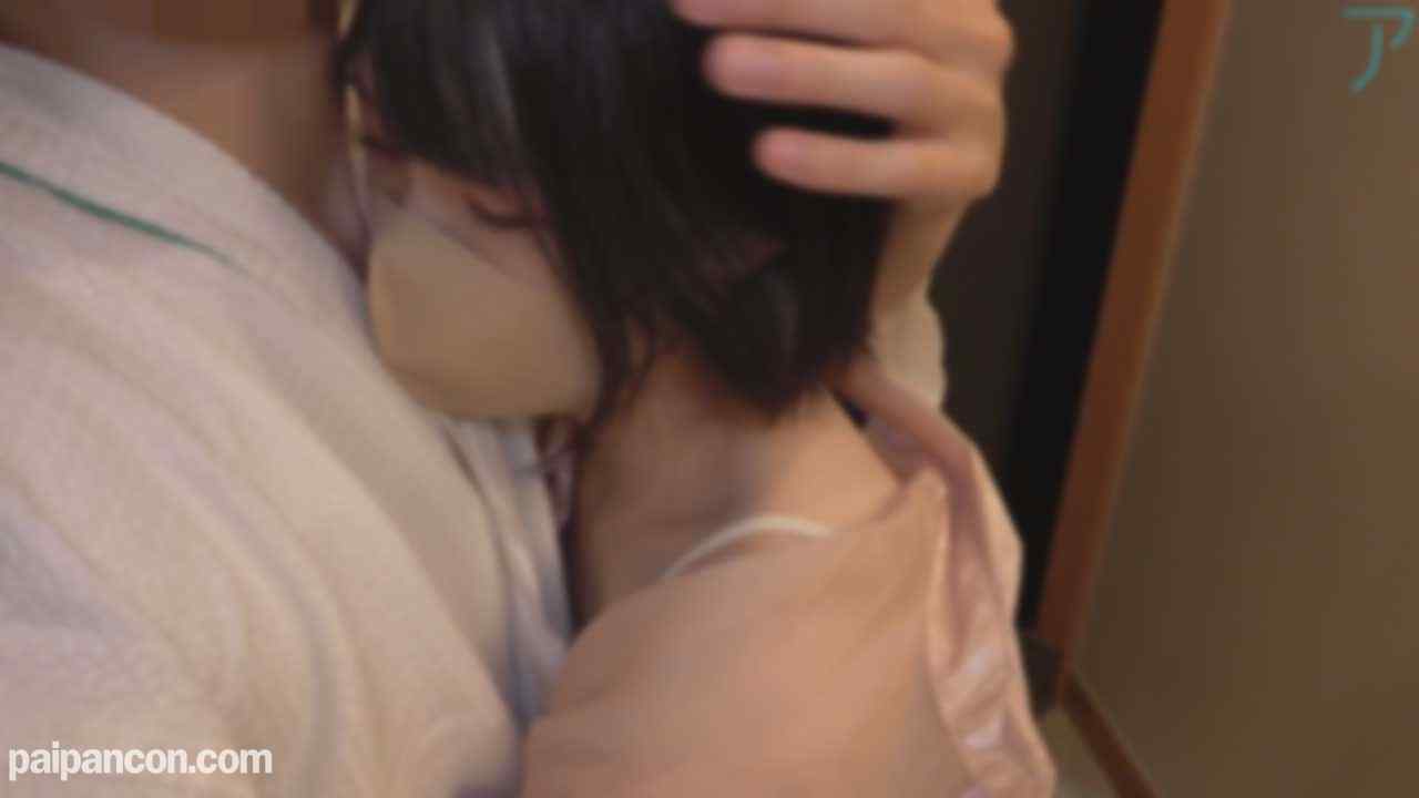 FC2-PPV-3801521 - 【#104】美肌で小柄なちっぱいの抱き心地が良いので、オナホみたいに犯してたら興奮高まり中出しでめっちゃ出た♡ thumbnail_0.jpg