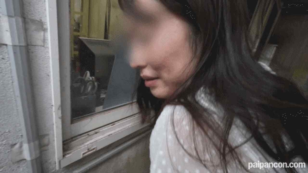 FC2-PPV-4011236 - 【無修正ｘ個人撮影】お隣の美熟女、田舎にある大家さんの家に連れて行き、大家が留守中をいいことに敷地内で青姦不倫SEX！野外で大胆中出しに大興奮ｗ thumbnail_0.jpg