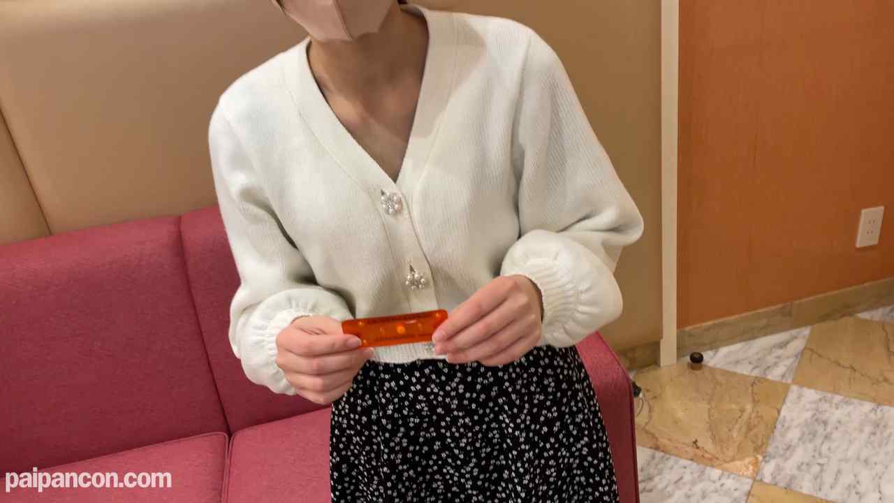 FC2-PPV-4053102 - 【ア●ピル服用まで収録】地味カワで素朴な保育士人生初中出し。穴が壊れそうなほどバチボコ騎乗位で突き上げ大量ザーメンぶちまける。 thumbnail_1.jpg