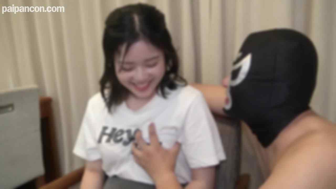 FC2-PPV-4088845 - 笑顔のかわいい上京したての18歳！正常位しか経験のない初級をAV級までまるっと全て経験させる！！ thumbnail_1.jpg