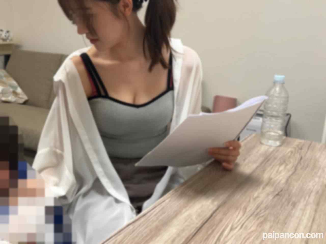 FC2-PPV-4176437 - Tiktok　奥さん公開　秘密の動画を公開　交際クラブの案件　 thumbnail_1.jpg