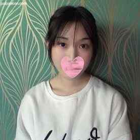 FC2-PPV-4400670 - Dカップ美乳で美尻の20歳保育士さんとオトナの性教育♥ふっくら気持ち良いパイパン名器に生挿入♥レビュー特典:フェラ抜き