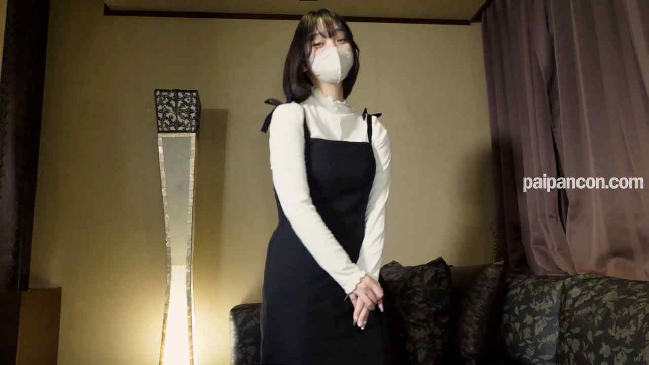 FC2-PPV-4499890 - 22日まで990pt!!!　※初撮り　美乳スタバ店員学生　「撮影は嫌ですが...」乗り気じゃない彼女を条件込みで撮影成功。学生は本当に金欠ですね。 thumbnail_0.jpg