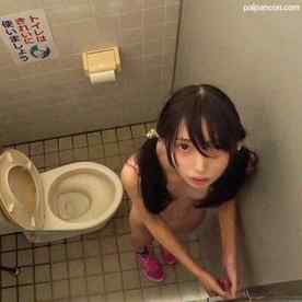 FC2-PPV-4547895 - 【衝撃実録】男子トイレに迷い込んだ天使　ちょうどよかったのでそのまま中出し撮影