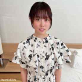 FC2-PPV-4554722 - 【初撮り／３発射】もぎたて果実のような１８歳 色白美乳な予備校生の美裸体に、新鮮搾りたて精液を中出し＆顔射トッピング。 cover.jpg