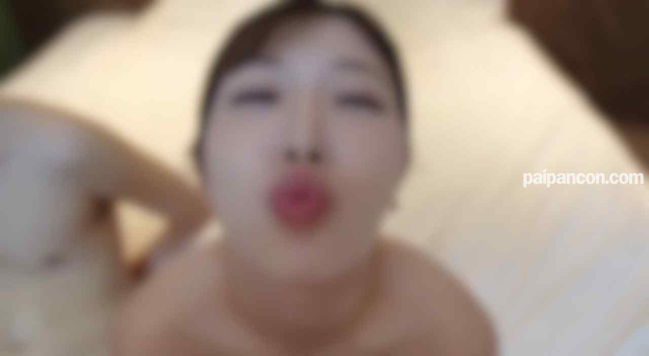 FC2-PPV-4568684 - 3日間！70%OFF【顔出し】【顔射】M男が大好きエッチな女。一級品の色気お姉さんが素人チンポを沢山性処理します。ぶっかけザーメン美容液 thumbnail_2.jpg