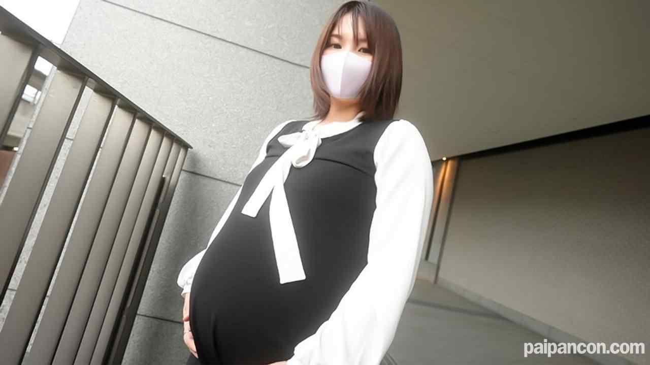FC2-PPV-4584127 - 撮影の３日後に無事に出産！、臨月の妊婦を**プレイ、首○め、ビ○タ、アナル舐め、猿ぐつわ、NTR、愛する旦那が働いている間に産まれてくる赤ちゃんにジジイの精子をかけられる thumbnail_2.jpg