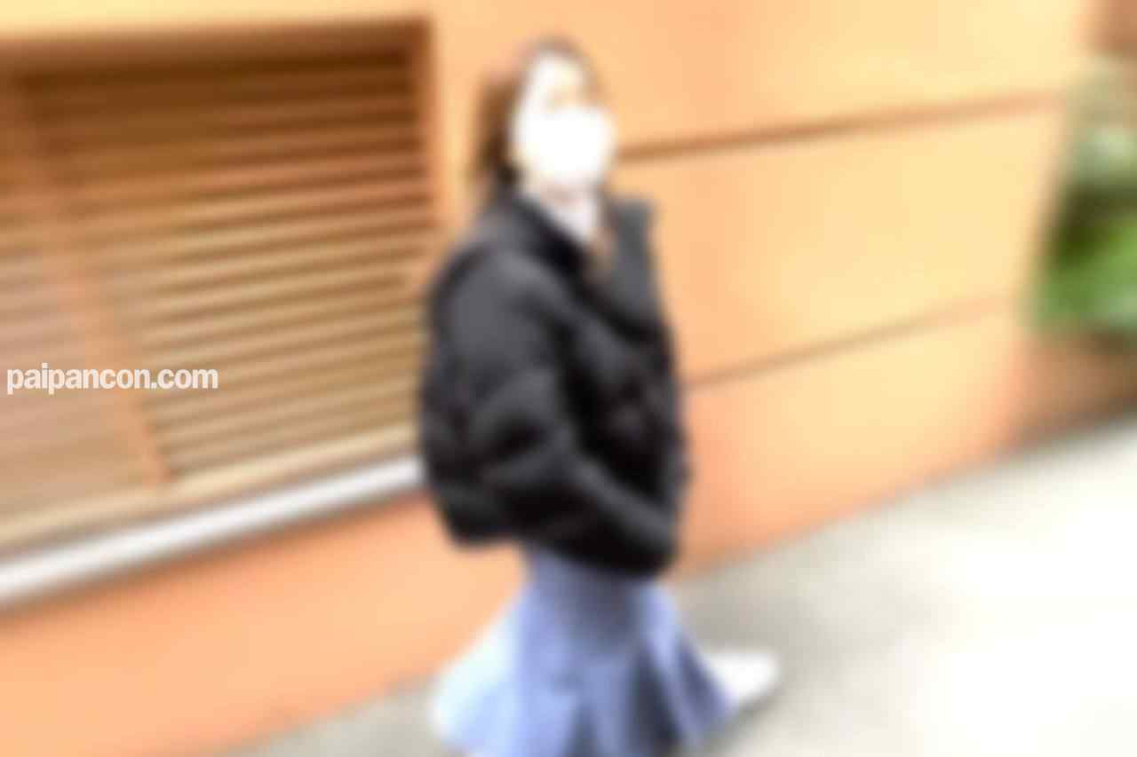 FC2-PPV-4664527 - 【無修正】【素人個撮】【ガ”クセー低身長】天然パイパン、汚ちんぽで連続中出し調教される令和□り thumbnail_0.jpg