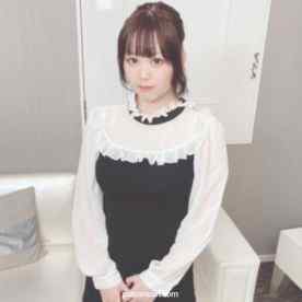 FC2-PPV-4744502 - 【濃厚３発射】元グラビアアイドルの圧倒的色白美巨乳美女。白く透き通ったカラダにライバル心と欲望をぶつけたＮＴＲ映像。 cover.jpg