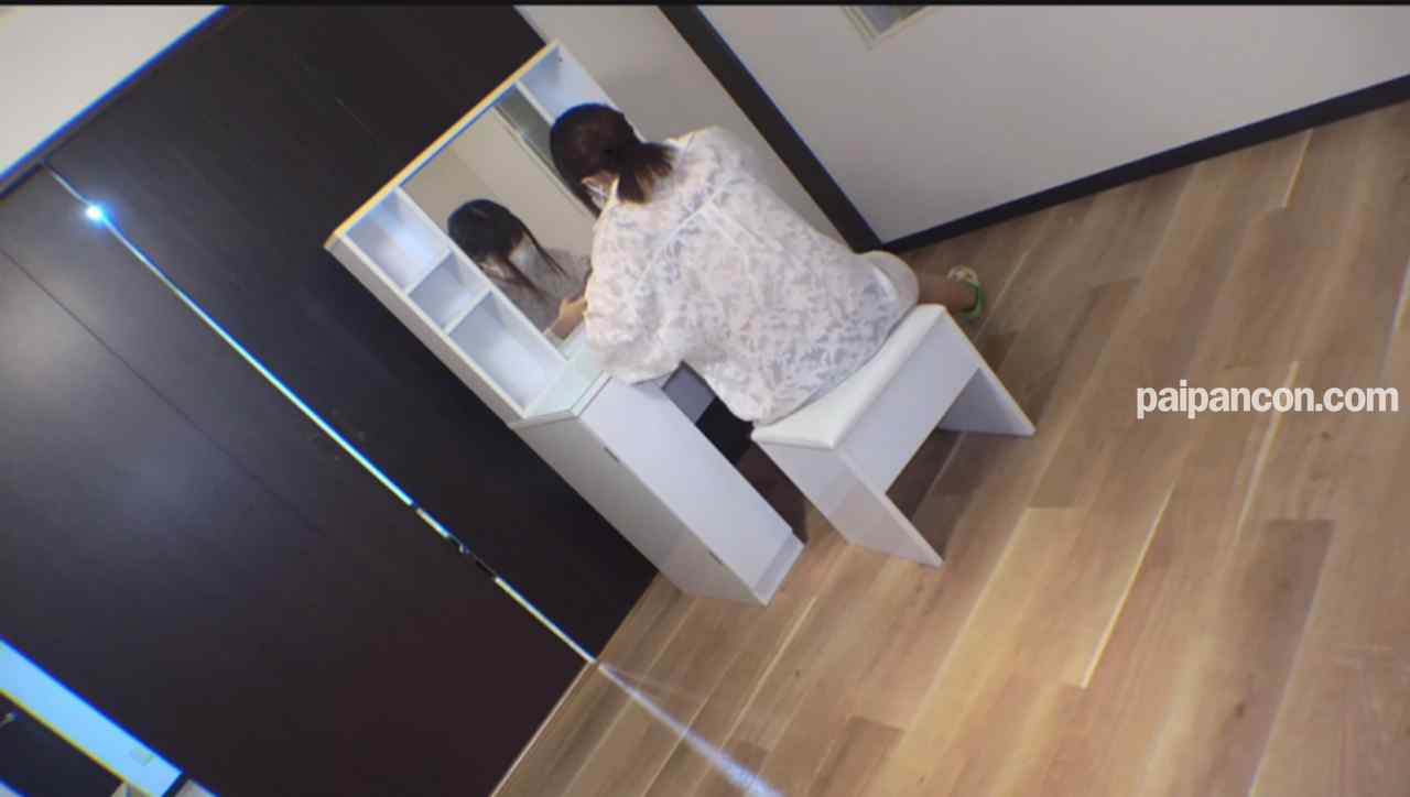 FC2-PPV-4747897 - 好きな人ができたばかりの巨乳ギャルの自宅で引っ越しを手伝ったお礼で中出しセックス thumbnail_6.jpg