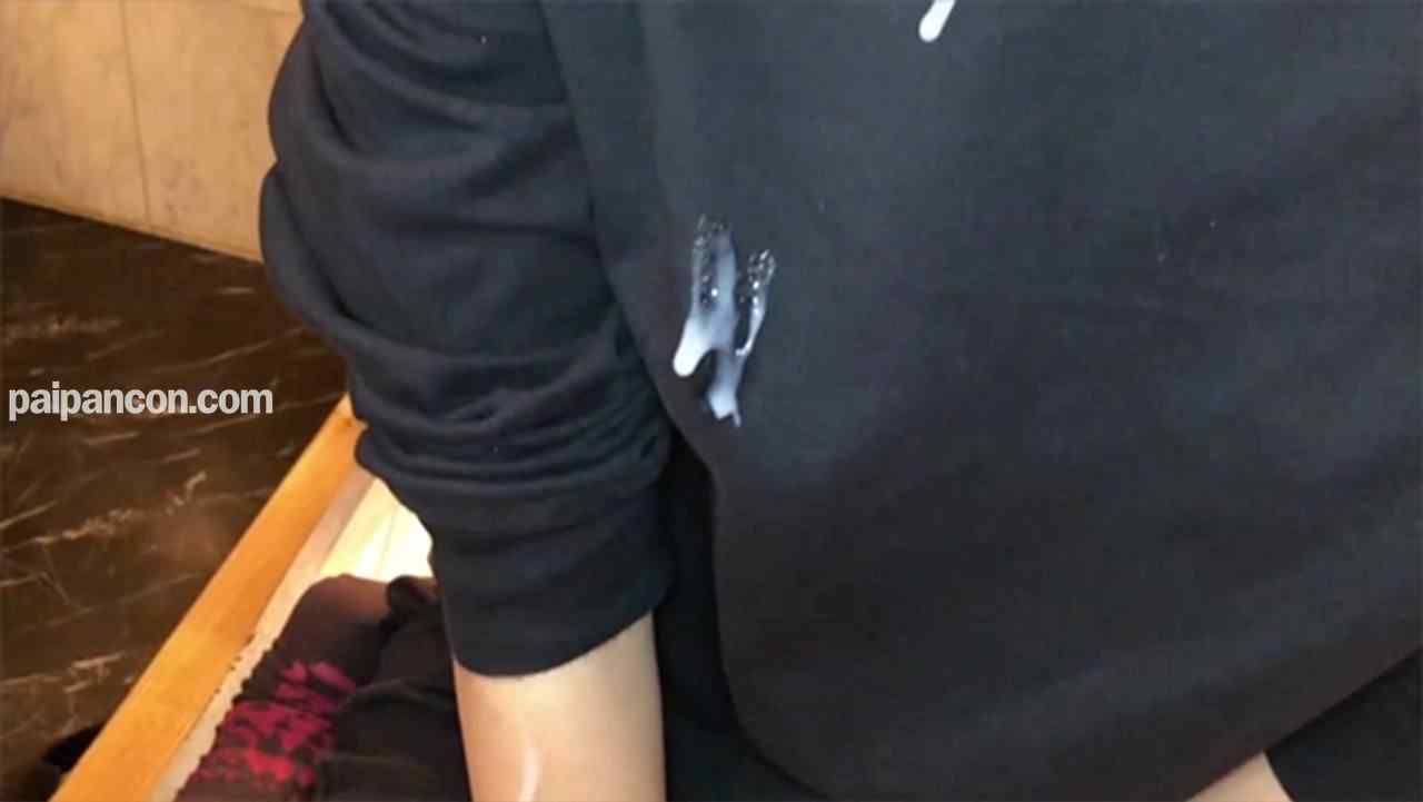 FC2-PPV-4779150 - 【先着30名500円オフ】さゆり19歳・顔射_1。クール系なのに笑顔が可愛すぎる小松菜奈系の黒髪ちゃんが「おと●さん、顔射されるところ見ててね」とカメラ目線顔射される一部始終（046） thumbnail_9.jpg