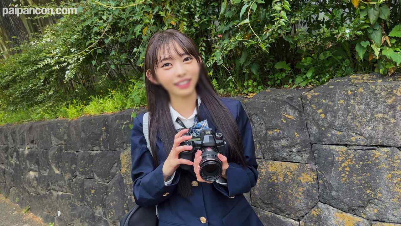 FC2-PPV-4785845 - マイカメラで撮った写真がバズりまくる激カワカメラガール 自ら被写体になった中出しSEX動画大公開！！ thumbnail_1.jpg