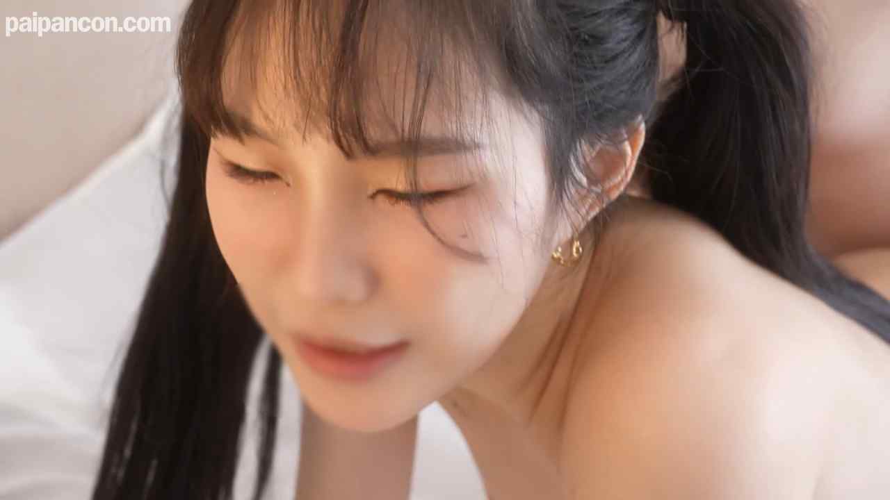 FC2-PPV-4797400 - 【2週間50%OFF！】【生】アイドル彼女との激しい生中しセくス中、隣の美女**が乱入！ 即興4Pハーレム無　乱./交パーティー！ thumbnail_2.jpg