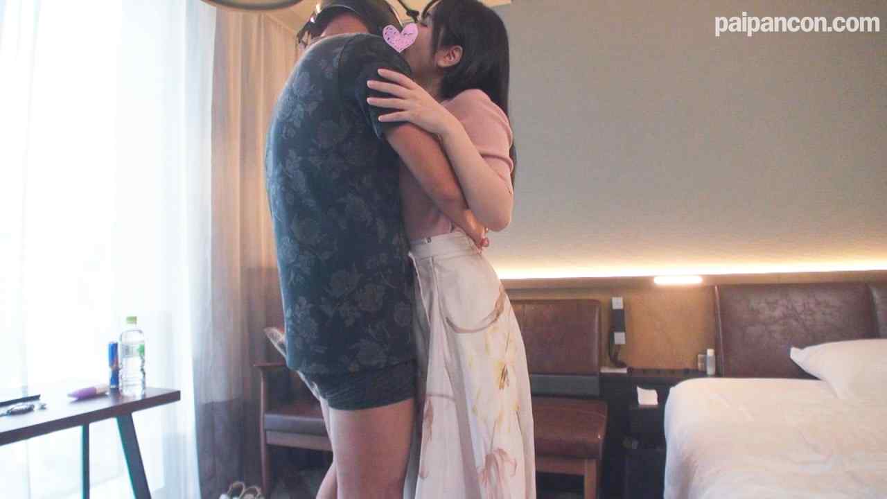 FC2-PPV-4889972 - 【無修正】芸能人並みにカワイイ清楚系美女なのに毎回中出し懇願してくる憧れのえみりちゃんの膣奥に本気の種付け中出しSEX!! thumbnail_2.jpg