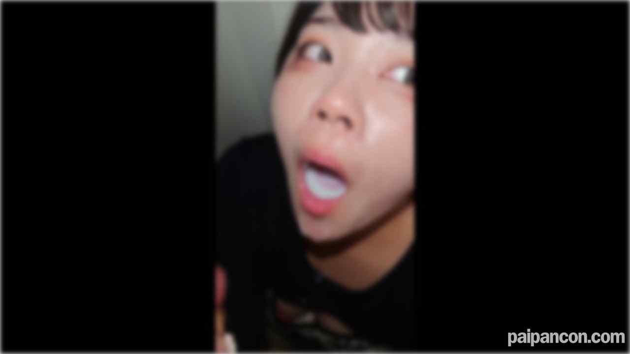 FC2-PPV-4896324 - [8日溜め/馬金玉直送]極限LIMIT発射5秒で口内即ホワイトアウト。麺状固形入り大量ザーメンを一滴残らず全部ごっくんするFcupお嬢様 thumbnail_5.jpg